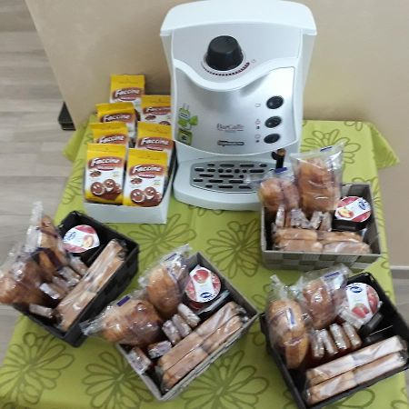 מסניה Af Service B&B מראה חיצוני תמונה
