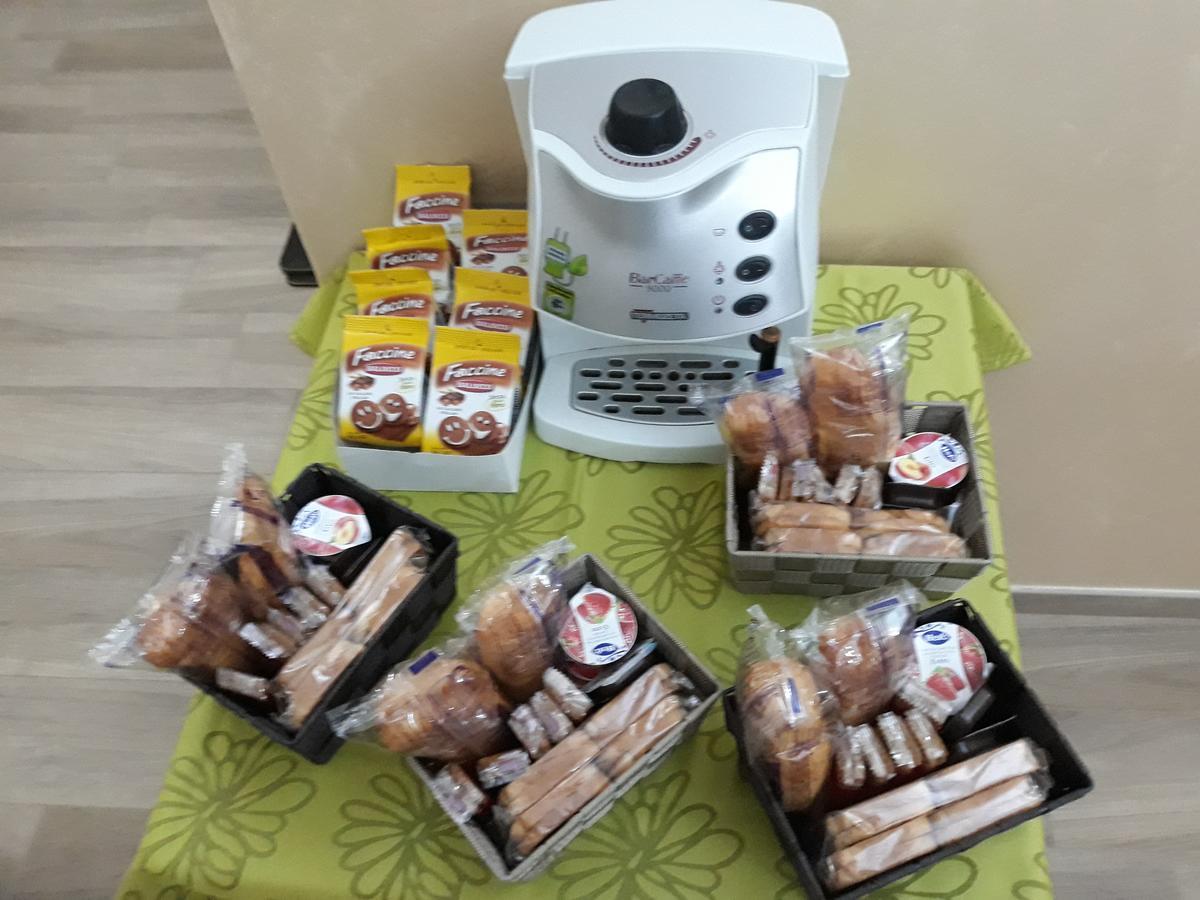מסניה Af Service B&B מראה חיצוני תמונה